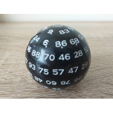 100 - oldalú kocka (fekete, fehér számos)